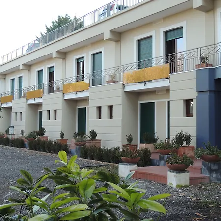 Zeus 3* פומפיי