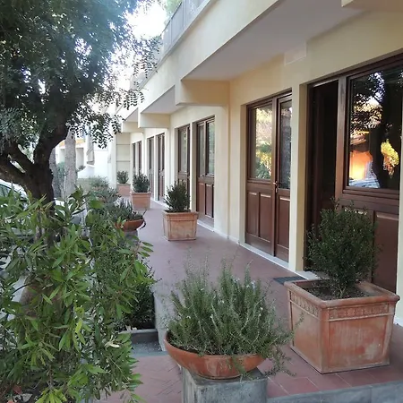 Zeus 3* פומפיי