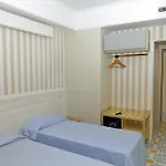Hotell Zeus 3*
