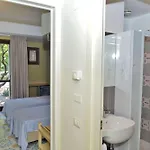 Zeus Hotell 3*