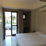 Zeus Hotell