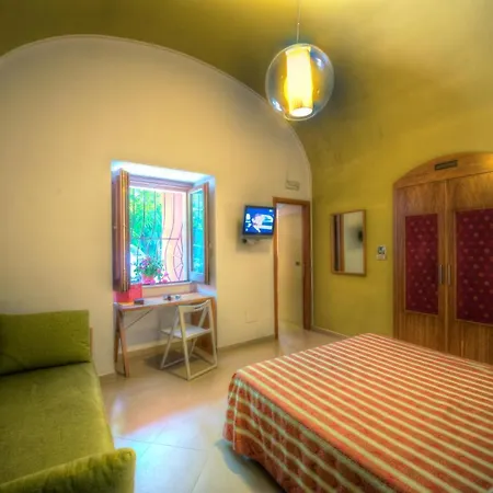 Hotel Zeus Pompeya