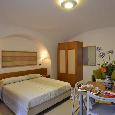 Zeus 3* Pompeya