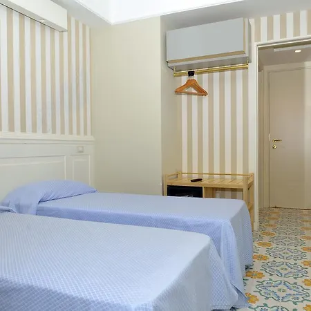 Hotel Zeus