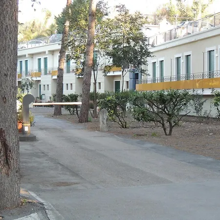Hotel Zeus