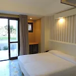 Hotel Zeus 3*